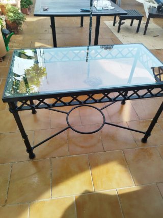 Mesa de forja elevable con cristal