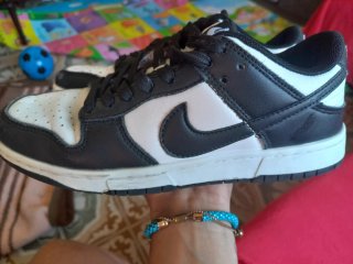 Tenis Nike Negros y Blancos