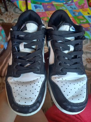 Tenis Nike Negros y Blancos