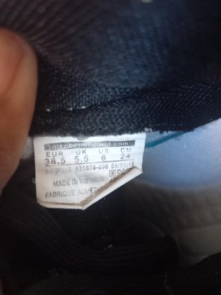 Tenis Nike Negros y Blancos