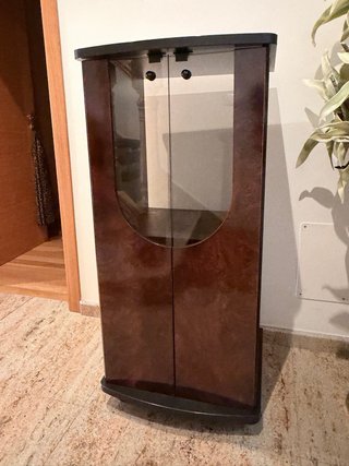 Mueble alto madera y cristal