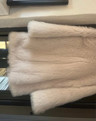 Abrigo pelo Zara Beige Talla XS largo