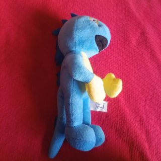 Peluche blu e giallo