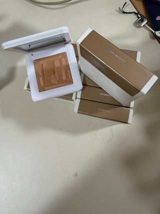 Illuminante Haus Labs Bio-Radiant Gel Powder