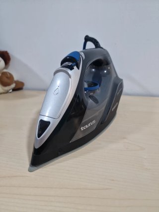 Plancha Vapor Taurus Geyser Eco 2700