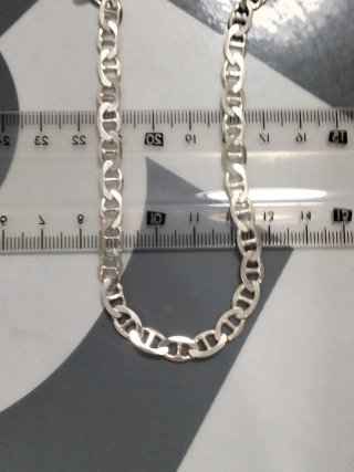 Cadena de plata para hombre nueva.