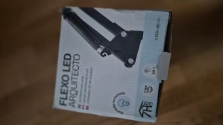 Flexo de escritorio blanco