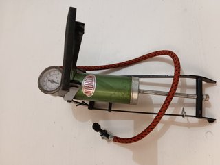 Bomba de pie INTERCON Vintage