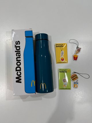 Botella McDonald's Turquesa + Charms