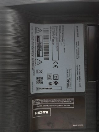 Televisión Samsung Negra y Plateada