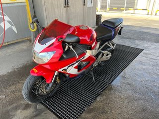 Honda CBR 929 Fireblade Roja
