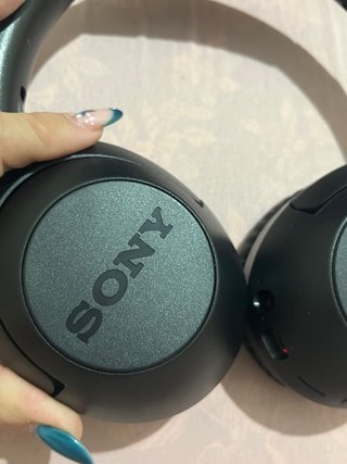 Auriculares Sony Bluetooth Negros + cable de carga