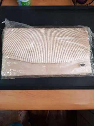 Bolso de fiesta dorado plisado