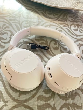 Auriculares Sony Bluetooth Blancos + Cargador