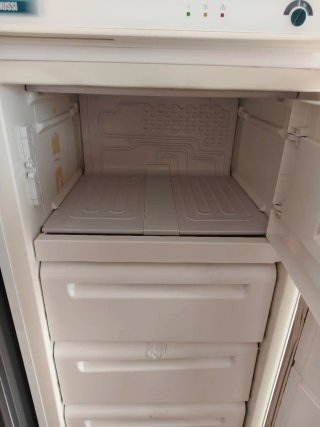 Congelador Zanussi
