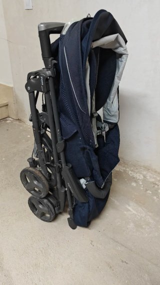 Carro bebé Inglesina con silla coche Isofix.