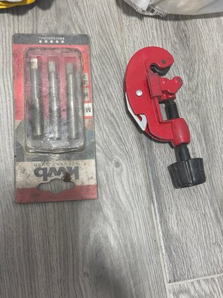 Casco, guantes y gafas de seguridad