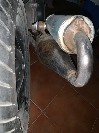 Escape Yasuni Z Yamaha Jog RR Pintado al horno