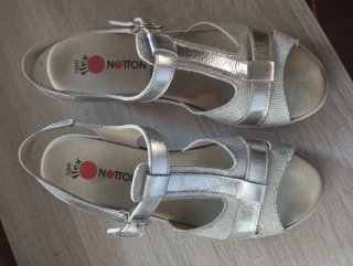 Sandalias Notton Plata Talla 38 Ancho Especial