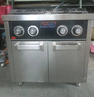 Cocina Industrial HR 4 fuegos con puertas
