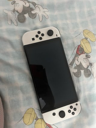Nintendo Switch OLED Blanca y Negra