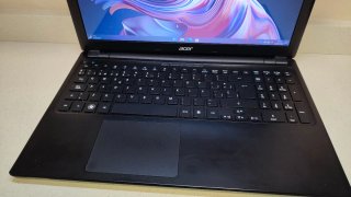 Portátil Acer Aspire V5-531 con Windows 11