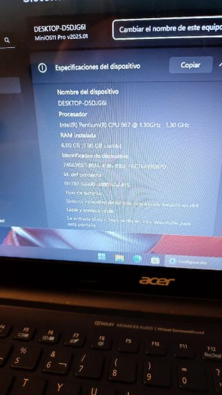 Portátil Acer Aspire V5-531 con Windows 11