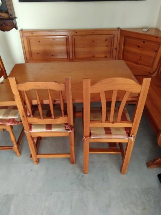 Muebles de madera estilo provenzal color miel