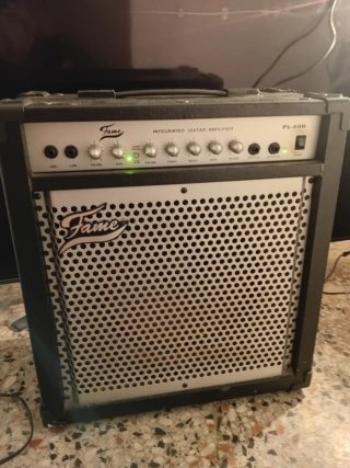 Amplificador Guitarra Fame PL-60R