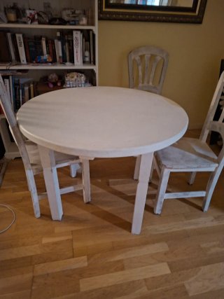 Mesa comedor redonda madera + 4 sillas
