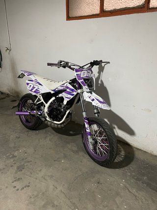 Beta RRT 2028 ITV Morado/Blanco