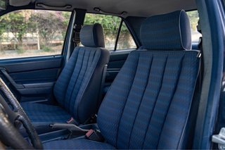 Mercedes-Benz 190 E 2.3