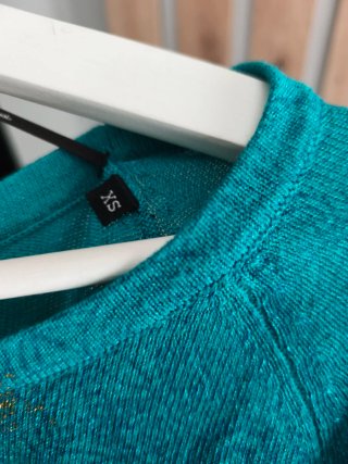 Jersey Desigual Teal y Dorado