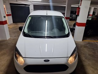 Ford Transit Courier 2016
