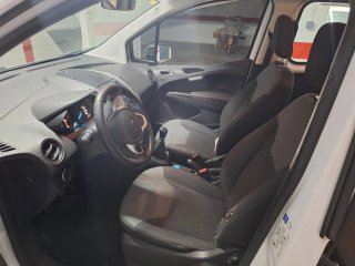 Ford Transit Courier 2016