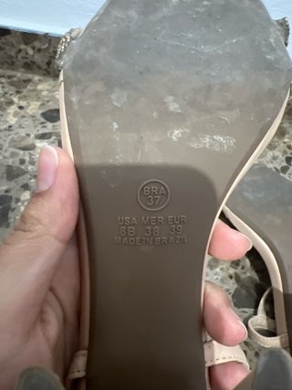 Sandalias de tacón beige