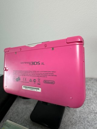Nintendo 3DS XL Rosa + Gioco Animal Crossing