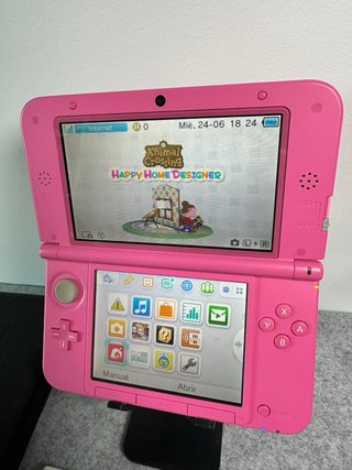 Nintendo 3DS XL Rosa + Gioco Animal Crossing