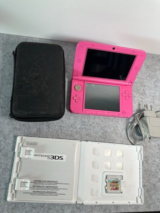 Nintendo 3DS XL Rosa + Gioco Animal Crossing