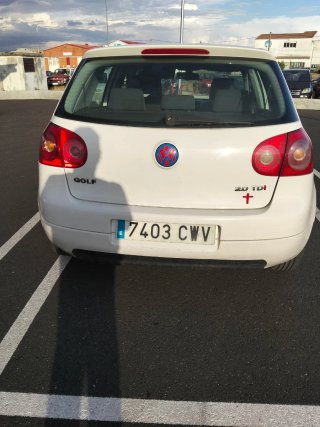 Volkswagen Golf 2004