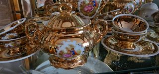 Juego de café porcelana dorado