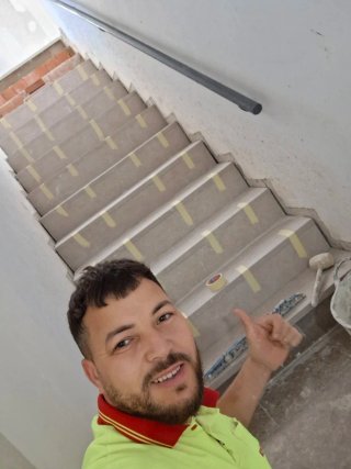 Albañil ( alicatador )