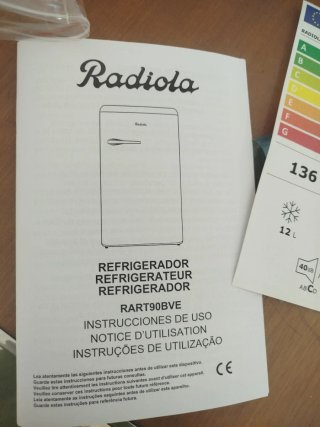 Frigorífico Retro Radiola RART90BVE 90L Negr nuevo