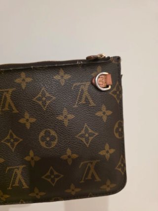 Pochette Louis Vuitton Marrón Monogram