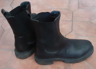 Botas de cuero negras