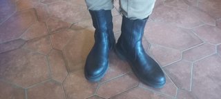 Botas de cuero negras