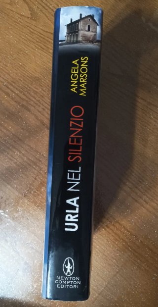 Libro "urla nel silenzio"