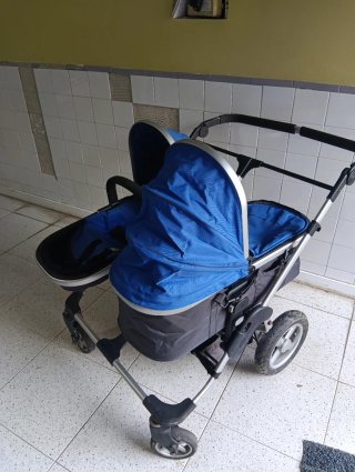 Silla gemelar Firstwheels (incluye accesorios)