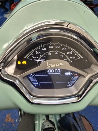 VESPA GTS 300 2024 1.500KM *** KM 0 ***
