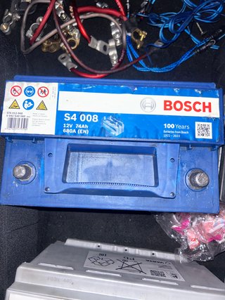 Batería Bosch S4 008 12V 74Ah 680A